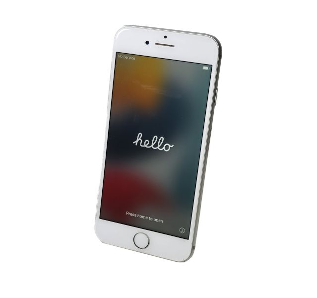 Apple iPhone 7, A1778, Silver, 32GB - Unlocked