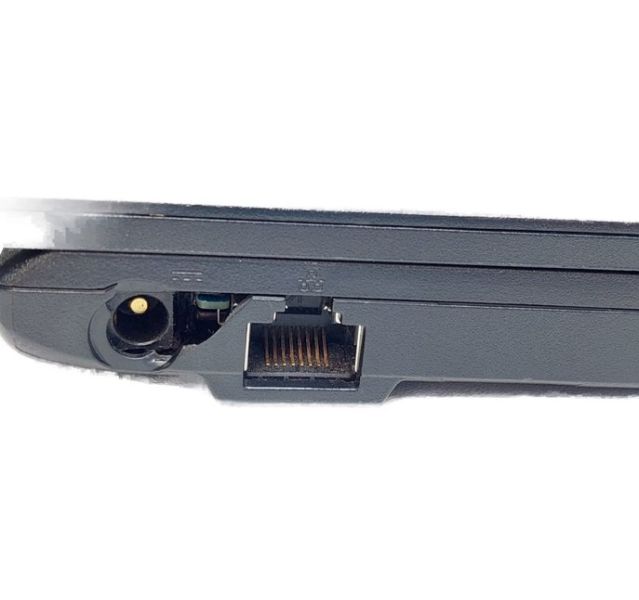 Damaged Fujitsu Lifebook A3510, i3-1005G1, 8GB DDR4, 256GB SSD, 15.6