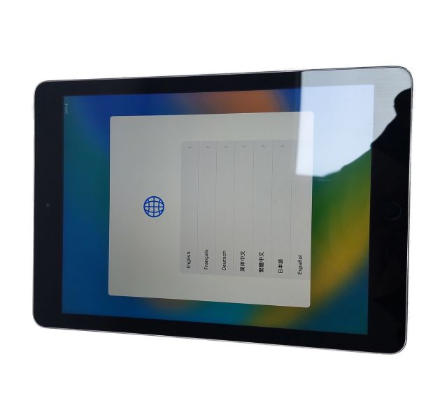 Apple iPad 5th Gen WiFi, A1822, Space Grey, 32GB