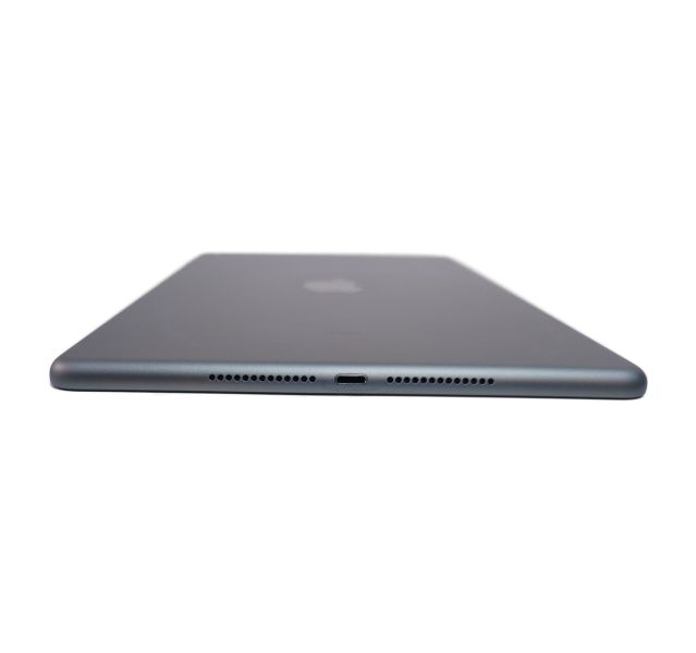 Apple iPad 5th Gen WiFi, A1822, Space Grey, 32GB (1)