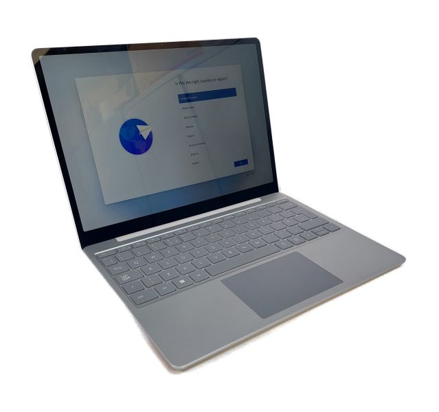 Microsoft Surface Go 2, i5-1135G7, 4GB DDR4, 128GB SSD, Win 11, 12.4