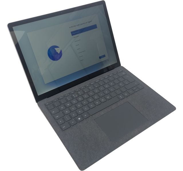 Microsoft Surface Laptop 5, Intel i5-1245U, 8GB DDR5, 256GB NVMe, Win11, 13.5