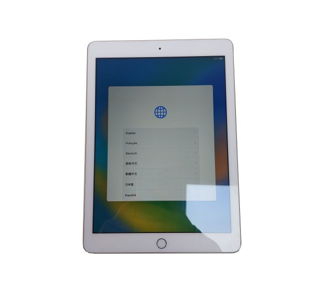 Apple iPad 5th Gen WiFi, A1822, Gold, 32GB