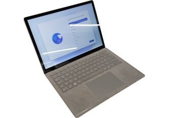 Microsoft Surface Laptop 5, Intel i5-1245U, 8GB DDR5, 256GB NVMe, Win11, 13.5