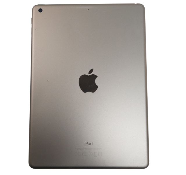 Apple iPad 5th Gen Wifi, A1822, Gold, 32GB (2)