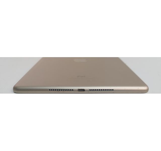 Apple iPad 5th Gen Wifi, A1822, Gold, 32GB (4)