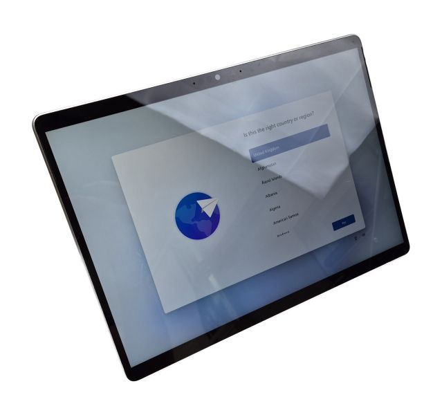 Microsoft Surface Pro 9, i5-1245U, 8GB DDR4, 256GB SSD, Win 11, 12.8