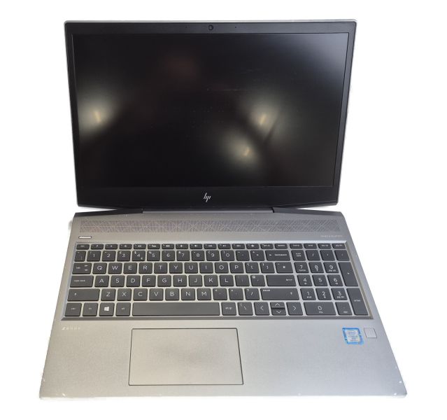 HP ZBook 15v G5, i7-8850H, 16GB DDR4, 500GB SSD, P600, Win 11, 15.6