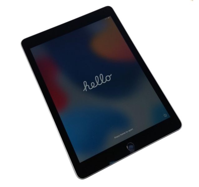 Apple iPad Air 2nd Gen, A1566, Space Grey, 64GB