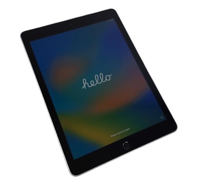Apple iPad 5th Gen Wifi, A1822, Space Grey, 32GB (5)