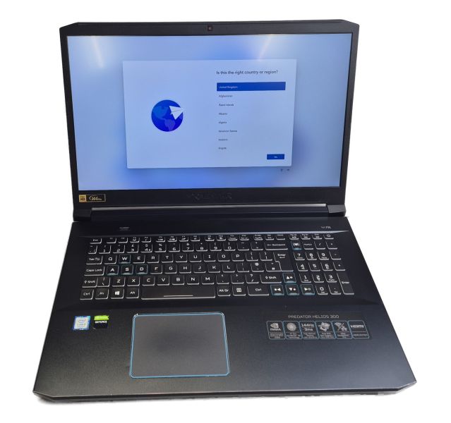 Acer Predator Helios 300, i7-9750H, 16GB DDR4, 256GB SSD, Win 11, 17.3