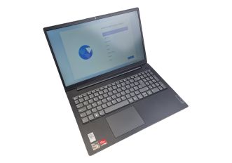 Lenovo V15 G4 AMN, Ryzen 5 7520U, 8GB DDR4, 512GB SSD, Win 11, 15.6