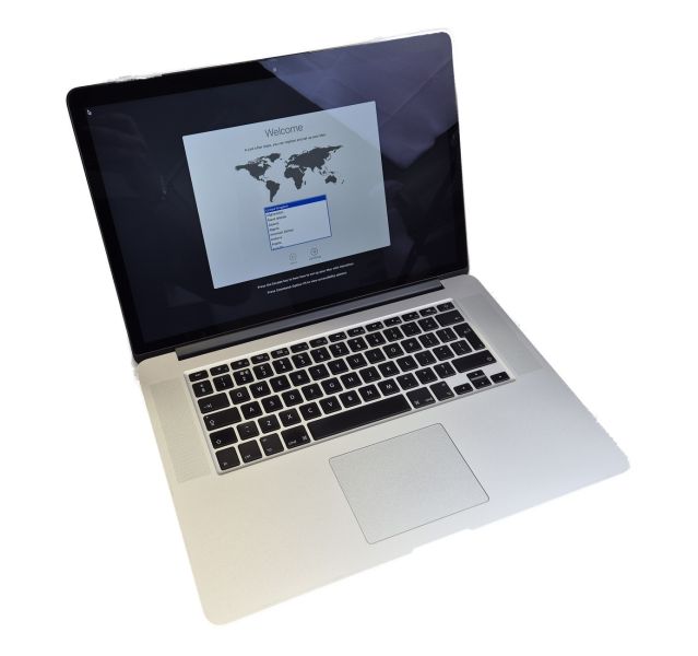 Apple MacBook Pro (Retina, 15-inch, Mid 2012), i7-3720QM, 16GB DDR3, 700GB SSD
