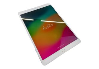Apple iPad Pro 10.5 inch, A1709, Silver, 64GB Tablet