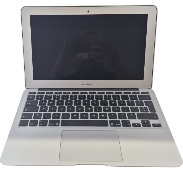 Apple MacBook Air, Early-2015, i5-5250U, 4GB DDR3, 500GB SSD, 11