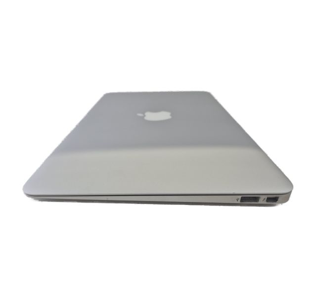 Apple MacBook Air, Early-2015, i5-5250U, 4GB DDR3, 500GB SSD, 11