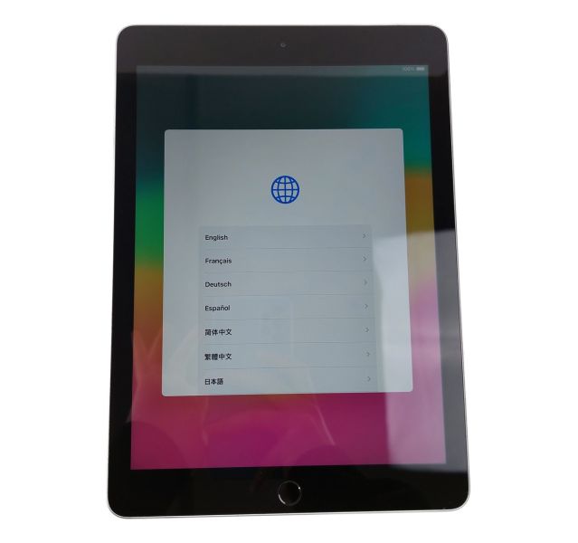 Apple iPad 6th Gen Wifi, A1893, Space Grey, 128GB Tablet - Small Crack