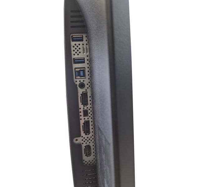 Dell U2518D, 25