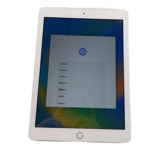 Apple iPad 5th Gen Wifi, A1822, Silver, 32GB Tablet