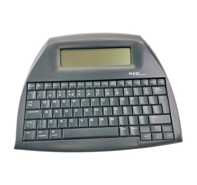 Alphasmart Neo (Missing battery compartment cover)