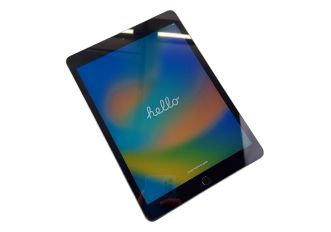 Apple iPad 7th Gen Wifi, A2197, Space Grey, 32GB Tablet - Cracked