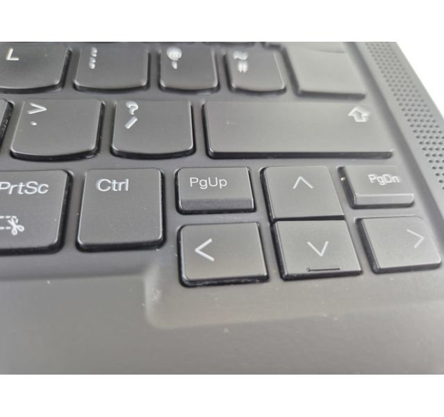 Lenovo ThinkPad X1 Carbon Gen 10, i7-1260P, 16GB DDR5, 512GB SSD, 14