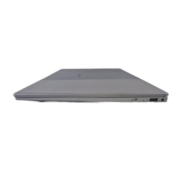 Medion Akoya E15407, i7-1065G7, 8GB DDR4, 256GB SSD, Win 11, 15.6