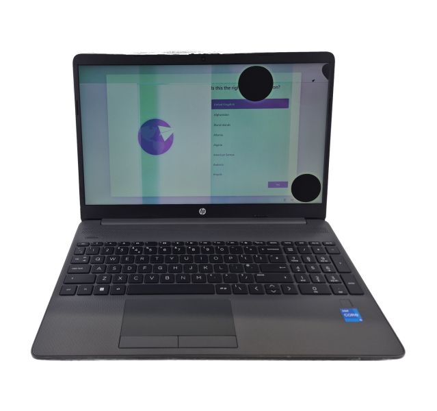 Damaged HP 250 G9, i5-1235U, 8GB DDR4, 256GB SSD, 15.6