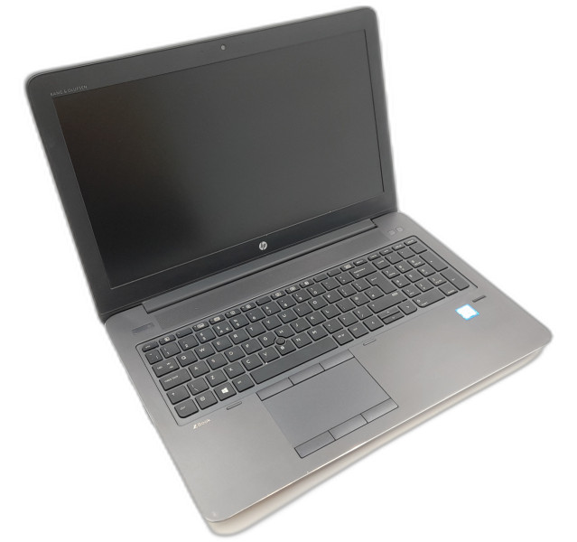 HP ZBook 15 G4, Intel i7-7700HQ, 8GB DDR4, 240GB SSD, Quadro M1200 Laptop
