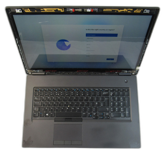 Dell Precision 7740, i7-9850H, 16GB RAM, 2x 500GB SSD,RTX 3000, 17.3