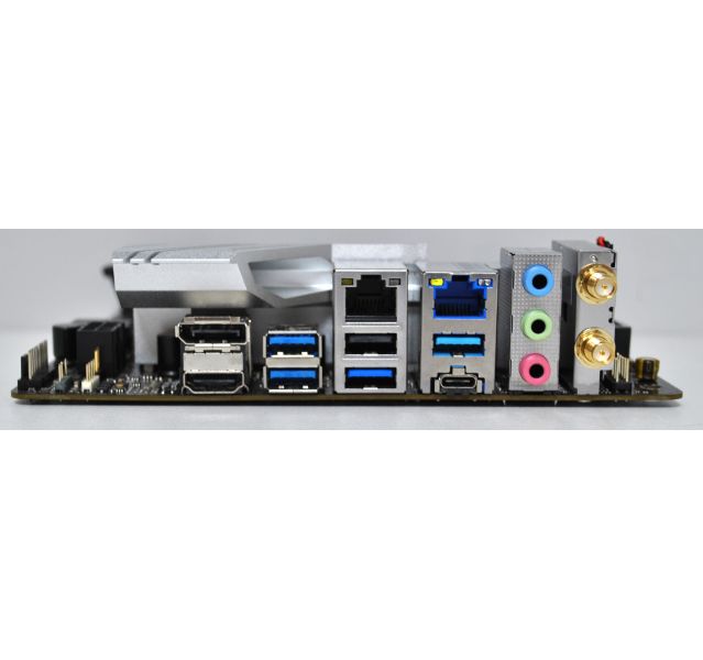 ASRock Z590M-ITX/AX LGA 1200 Z590 Mini-ITX Motherboard With Antenna