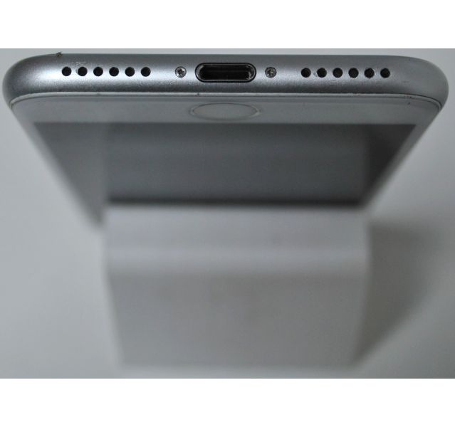 Apple iPhone 7, A1778,Silver, 32GB, Grade C,Unlocked