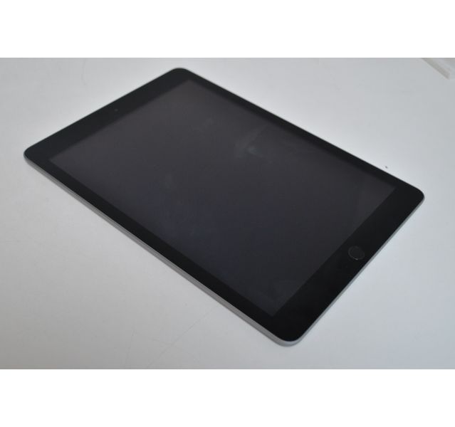 Apple iPad 5th gen, A1822, space Grey,  32GB, Grade C