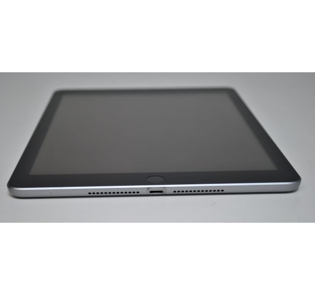 Apple iPad 6th Gen, A1893, Space Grey, 32GB,Grade C, (slight backlight bleed)