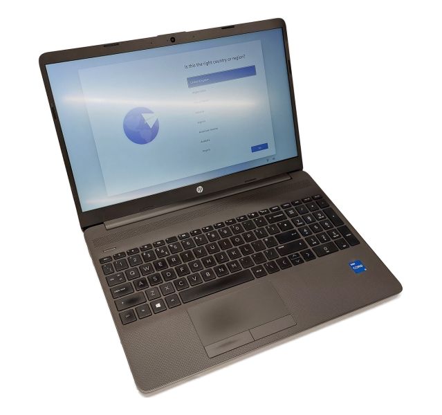 HP 250 G8 Notebook, Intel i5-1135G7, 8GB DDR4, 256GB SSD, Win11, 15.6