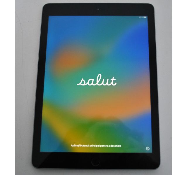 Apple Ipad 5th Gen, A1822,Space grey, 32GB, Grade D