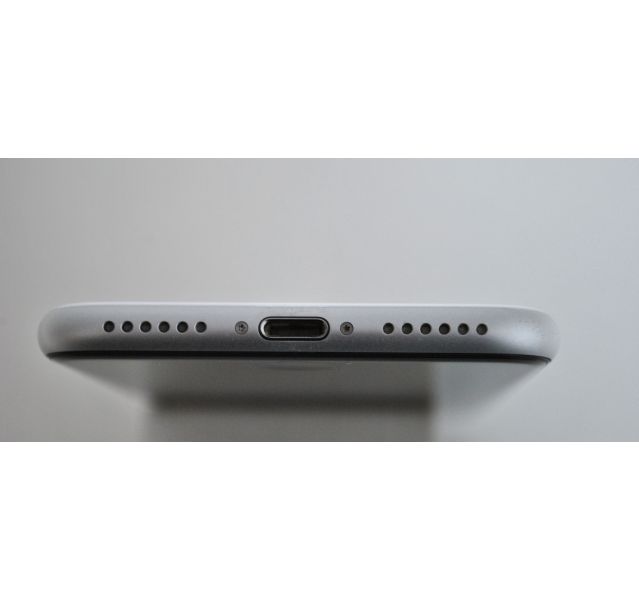 Apple iPhone SE (2020), A2296, White, 64GB, Grade C, Unlocked