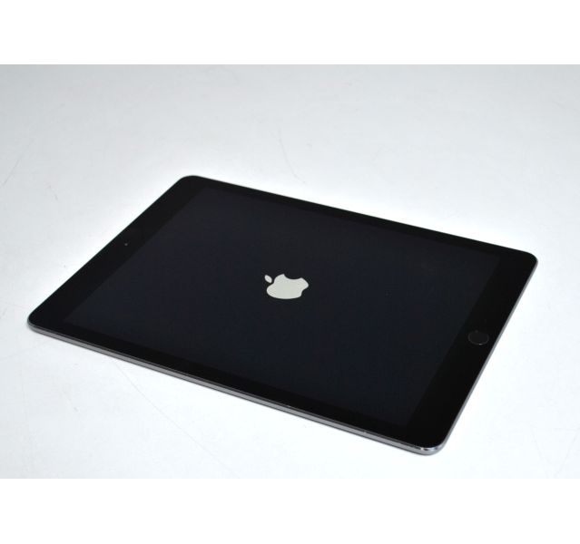 Apple Ipad Air 2nd Gen, A1566,Space Grey,16GB, Grade D