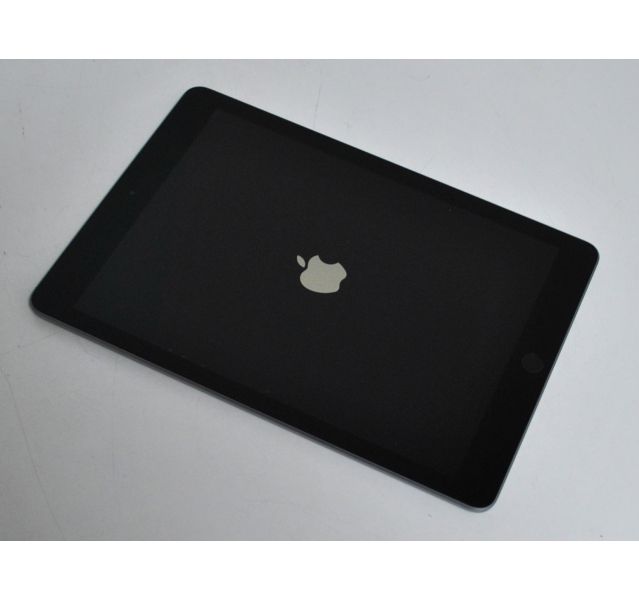 Apple iPad 6th Gen, A1893,Space Grey,32GB, Grade D
