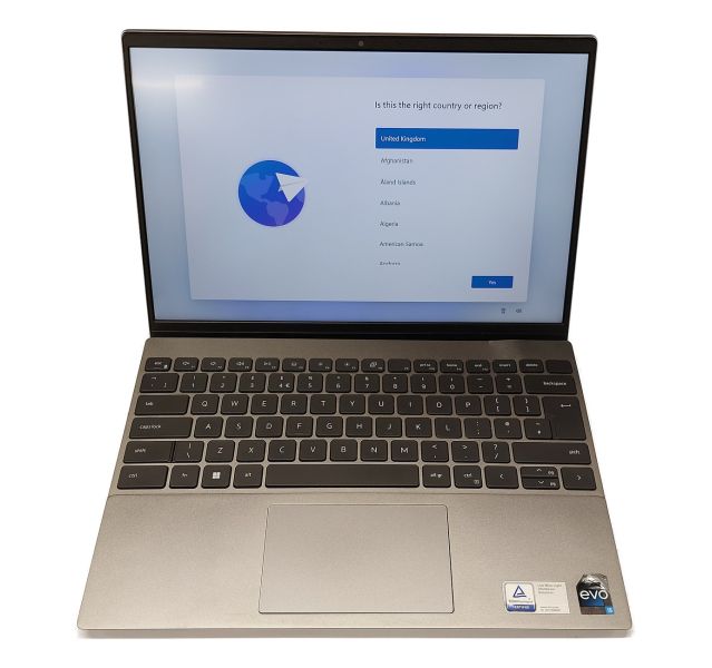 Dell Vostro 5320, i5-1240P, 8GB DDR5, 240GB NVMe, Win11, 13.4