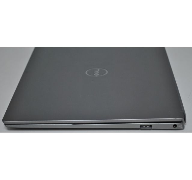 Dell Vostro 5320 Laptop, i5-1240P, 8GB DDR5, 240GB SSD, Win11, 13.4