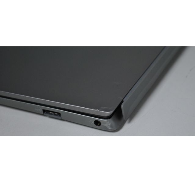 Dell Vostro 5320 Laptop, i5-1240P, 8GB DDR5, 240GB SSD, Win11, 13.4