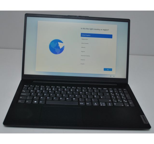 Faulty Lenovo 82TT Laptop,i7-1255U,16GB DDR4,256GB SSD 15.6