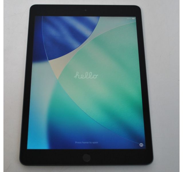 Apple iPad 8th Gen Wifi,A2270,Space Grey, 32GB, Grade C