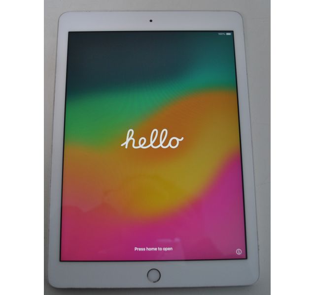 Apple iPad 6th Gen Wifi,A1893,Silver,32GB,Grade C