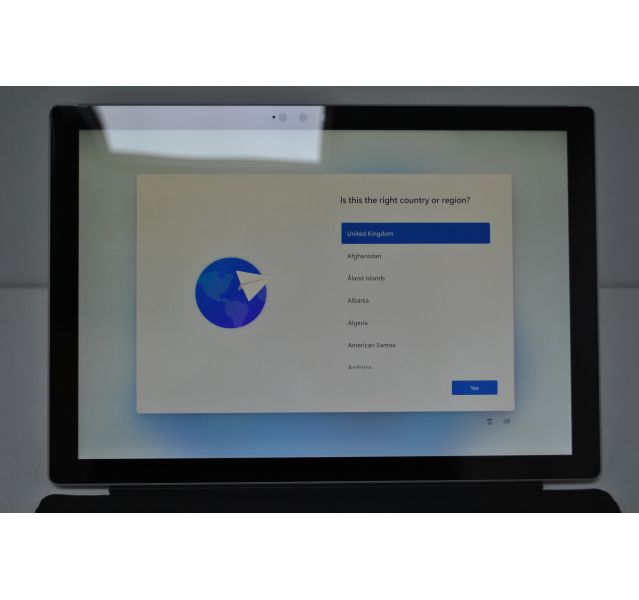 Microsoft Surface Pro 7,i5-1035G4,8GB DDR4,256GB NVMe SSD, Win 11, 12.2