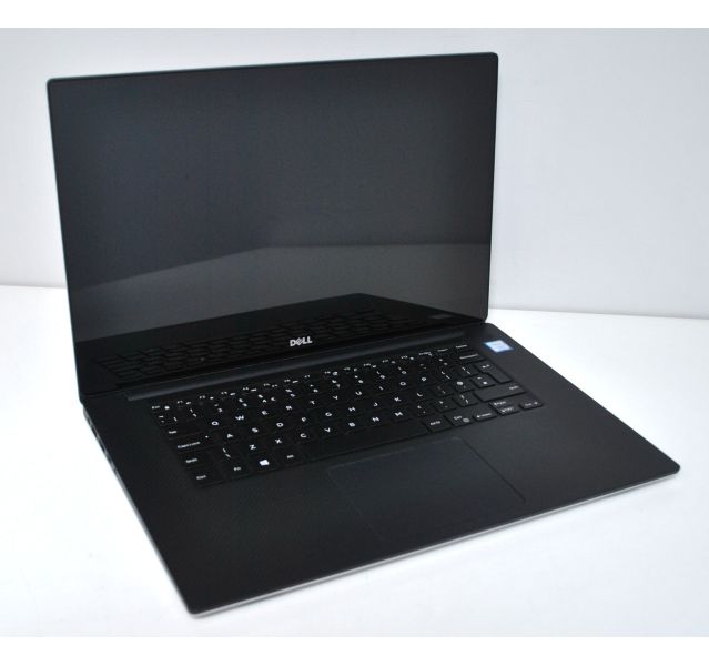 Dell XPS 15 9560 Laptop, i7-7700HQ, 32GB DDR4, 1TB SSD, Win 11, 15.6