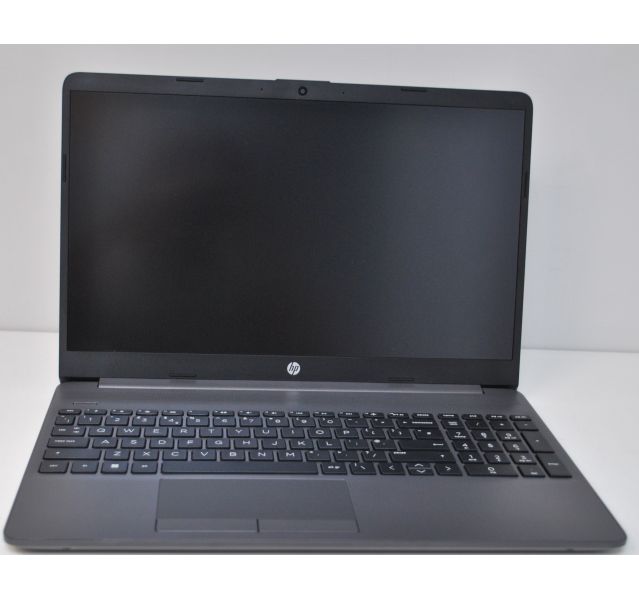 HP 255 G8 Notebook,AMD Ryzen 5500U,8GB DDR4,256GB SSD, Win 11, 15.6