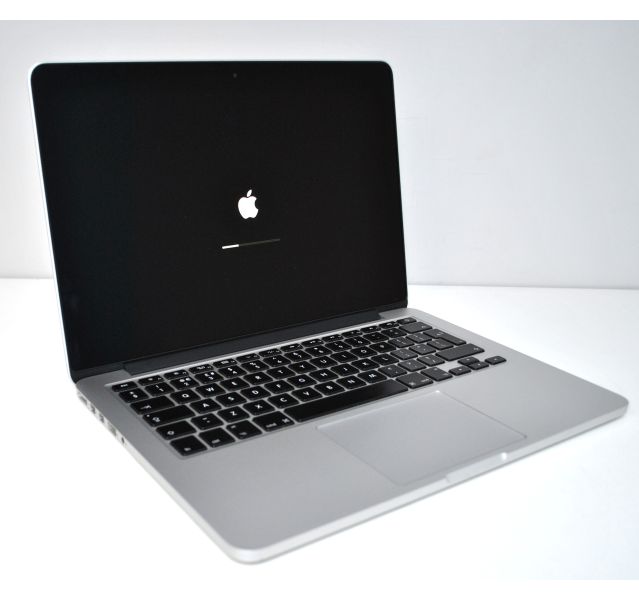 Apple MacBook Pro, Early 2015, i5-5257U,16GB DDR3,250GB SSD,13