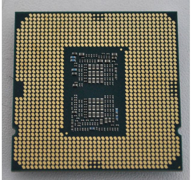 Intel Xeon W-1250P CPU, Socket 1200, 6 Cores/12 Threads, 4.10 GHz